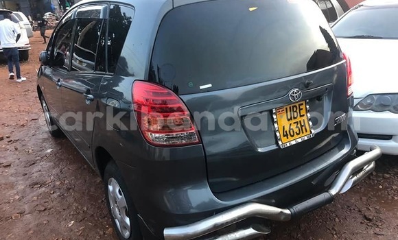 Nunua Ilio tumika Toyota Spacio Bluu Gari ndani ya Adjumani nchini Kaskazini Nunua Ilio tumika Toyota Spacio Bluu Gari ndani ya Adjumani nchini Kaskazini