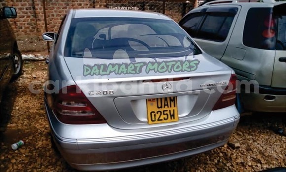 Nunua Ilio tumika Mercedes‒Benz C–Class Fedha Gari ndani ya Adjumani nchini Kaskazini Nunua Ilio tumika Mercedes‒Benz C–Class Fedha Gari ndani ya Adjumani nchini Kaskazini