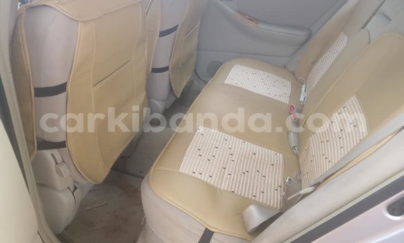Nunua Ilio tumika Toyota Runx Fedha Gari ndani ya Adjumani nchini Kaskazini Nunua Ilio tumika Toyota Runx Fedha Gari ndani ya Adjumani nchini Kaskazini