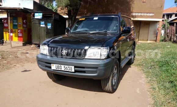 Gura Yakoze Toyota Land Cruiser Black Imodoka i Adjumani mu Northern