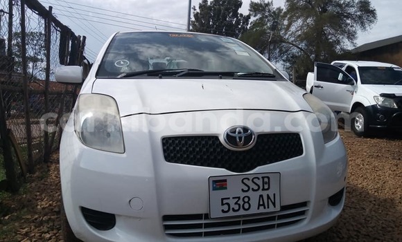 Nunua Ilio tumika Toyota Vitz Nyeupe Gari ndani ya Adjumani nchini Kaskazini Nunua Ilio tumika Toyota Vitz Nyeupe Gari ndani ya Adjumani nchini Kaskazini