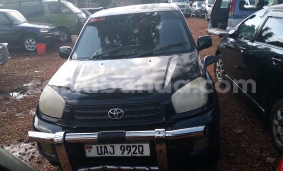 Nunua Ilio tumika Toyota RAV4 Nyeusi Gari ndani ya Kampala nchini Uganda Nunua Ilio tumika Toyota RAV4 Nyeusi Gari ndani ya Kampala nchini Uganda