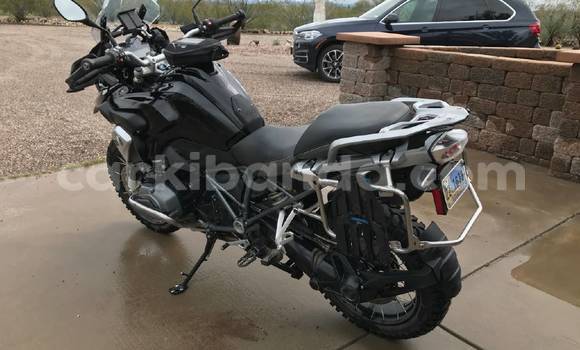 Gura Yakoze BMW R 1200 GS Other Bike i Kampala mu Uganda Gura Yakoze BMW R 1200 GS Other Bike i Kampala mu Uganda