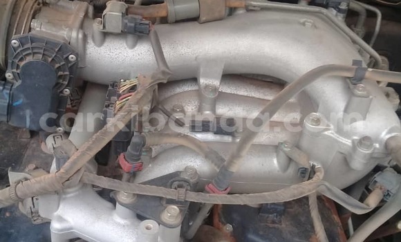 Acheter Occasion Voiture Mitsubishi Pajero Gris à Kampala, Ouganda Acheter Occasion Voiture Mitsubishi Pajero Gris à Kampala, Ouganda