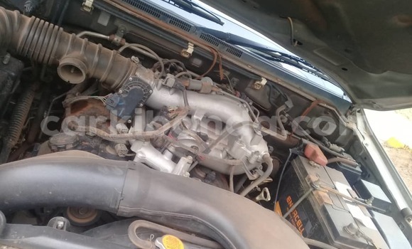 Acheter Occasion Voiture Mitsubishi Pajero Gris à Kampala, Ouganda Acheter Occasion Voiture Mitsubishi Pajero Gris à Kampala, Ouganda