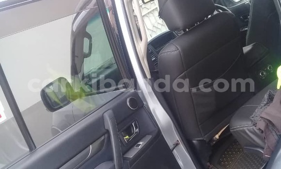 Acheter Occasion Voiture Mitsubishi Pajero Gris à Kampala, Ouganda Acheter Occasion Voiture Mitsubishi Pajero Gris à Kampala, Ouganda