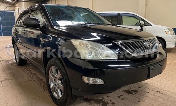 Nunua Mpya Toyota Harrier Nyeusi Gari ndani ya Kampala nchini Uganda