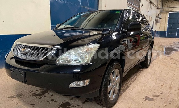 Gura Nshya Toyota Harrier Black Imodoka i Kampala mu Uganda Gura Nshya Toyota Harrier Black Imodoka i Kampala mu Uganda