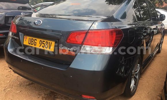 Gura Yakoze Subaru Legacy Black Imodoka i Kampala mu Uganda Gura Yakoze Subaru Legacy Black Imodoka i Kampala mu Uganda