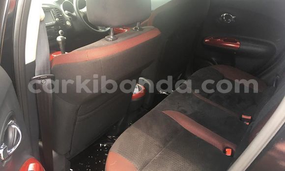 Gura Yakoze Nissan Juke Black Imodoka i Kampala mu Uganda Gura Yakoze Nissan Juke Black Imodoka i Kampala mu Uganda