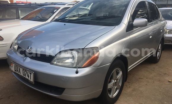 Nunua Ilio tumika Toyota Platz Fedha Gari ndani ya Kampala nchini Uganda Nunua Ilio tumika Toyota Platz Fedha Gari ndani ya Kampala nchini Uganda