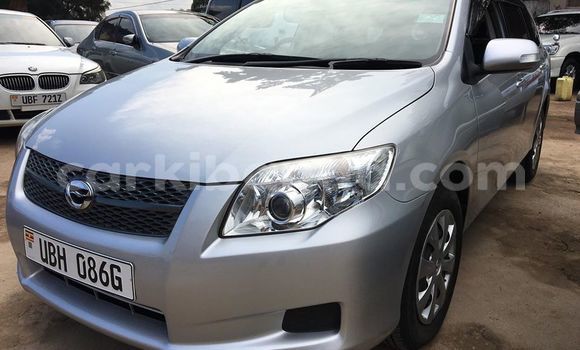 Gura Yakoze Toyota Fielder Silver Imodoka i Kampala mu Uganda Gura Yakoze Toyota Fielder Silver Imodoka i Kampala mu Uganda