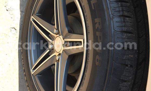 Acheter Occasion Voiture Toyota Allex Gris à Kampala, Ouganda Acheter Occasion Voiture Toyota Allex Gris à Kampala, Ouganda