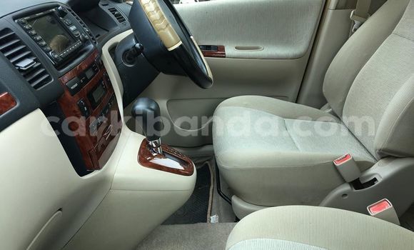 Acheter Occasion Voiture Toyota Spacio Gris à Kampala, Ouganda Acheter Occasion Voiture Toyota Spacio Gris à Kampala, Ouganda