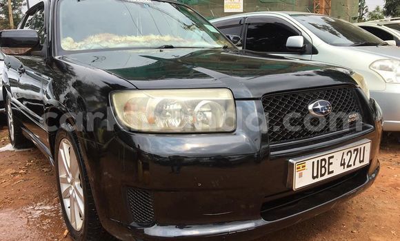 Nunua Ilio tumika Subaru Forester Nyeusi Gari ndani ya Kampala nchini Uganda