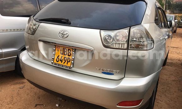 Acheter Occasion Voiture Toyota Harrier Gris à Kampala, Ouganda Acheter Occasion Voiture Toyota Harrier Gris à Kampala, Ouganda