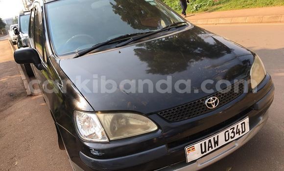 Acheter Occasion Voiture Toyota Spacio Noir à Kampala, Ouganda