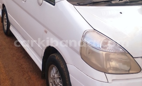 Buy Used Nissan Serena White Car in Kampala in Uganda Buy Used Nissan Serena White Car in Kampala in Uganda