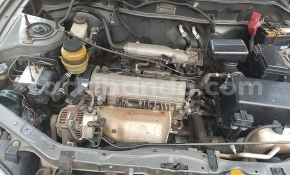 Acheter Occasion Voiture Toyota RAV4 Gris à Kampala, Ouganda Acheter Occasion Voiture Toyota RAV4 Gris à Kampala, Ouganda