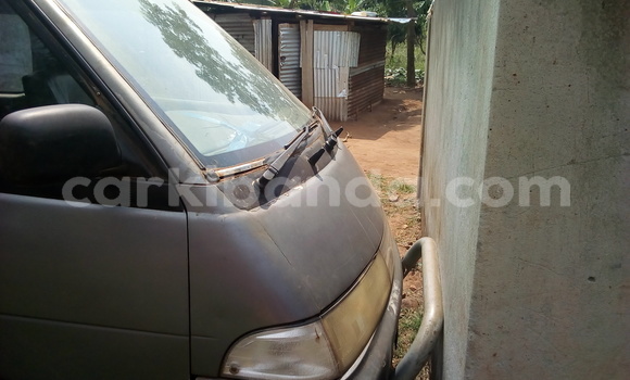 Acheter Occasion Voiture Toyota Town Ace Vert à Mukono, Ouganda Acheter Occasion Voiture Toyota Town Ace Vert à Mukono, Ouganda