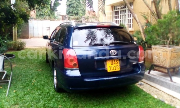 Buy Used Toyota Avensis Blue Car in Entebbe in Uganda Buy Used Toyota Avensis Blue Car in Entebbe in Uganda