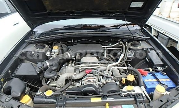 Gura Nshya Subaru Forester Black Imodoka i Kampala mu Uganda Gura Nshya Subaru Forester Black Imodoka i Kampala mu Uganda