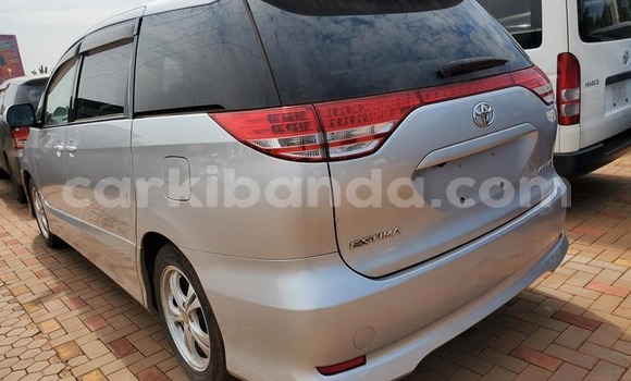 Gura Yakoze Toyota Estima Silver Imodoka i Kampala mu Uganda Gura Yakoze Toyota Estima Silver Imodoka i Kampala mu Uganda