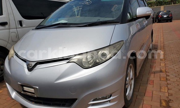 Gura Yakoze Toyota Estima Silver Imodoka i Kampala mu Uganda Gura Yakoze Toyota Estima Silver Imodoka i Kampala mu Uganda