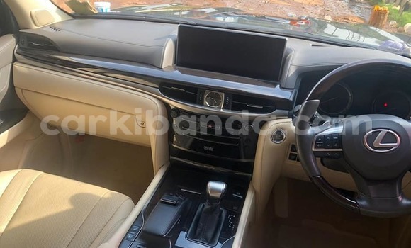 Gura Yakoze Lexus LX 570 Brown Imodoka i Kampala mu Uganda Gura Yakoze Lexus LX 570 Brown Imodoka i Kampala mu Uganda