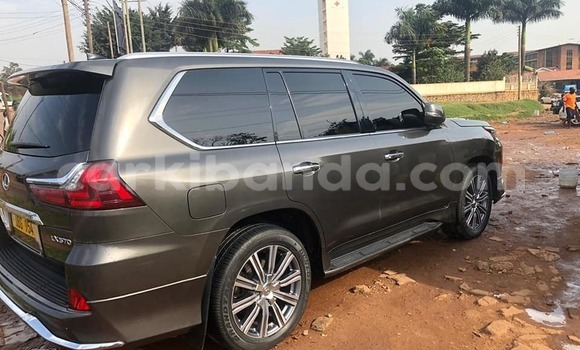Gura Yakoze Lexus LX 570 Brown Imodoka i Kampala mu Uganda Gura Yakoze Lexus LX 570 Brown Imodoka i Kampala mu Uganda