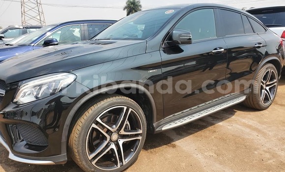 Gura Yakoze Mercedes‒Benz GLE Black Imodoka i Kampala mu Uganda Gura Yakoze Mercedes‒Benz GLE Black Imodoka i Kampala mu Uganda