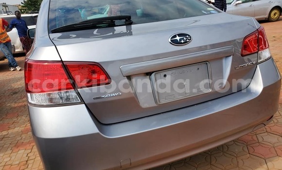 Gura Yakoze Subaru Legacy Silver Imodoka i Kampala mu Uganda Gura Yakoze Subaru Legacy Silver Imodoka i Kampala mu Uganda