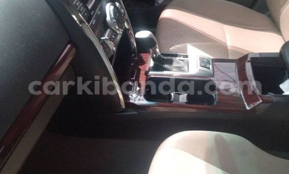 Gura Yakoze Toyota Mark X Silver Imodoka i Adjumani mu Northern Gura Yakoze Toyota Mark X Silver Imodoka i Adjumani mu Northern