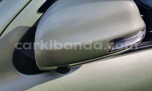 Nunua Ilio tumika Toyota Sienta Kijani Gari ndani ya Adjumani nchini Kaskazini Nunua Ilio tumika Toyota Sienta Kijani Gari ndani ya Adjumani nchini Kaskazini