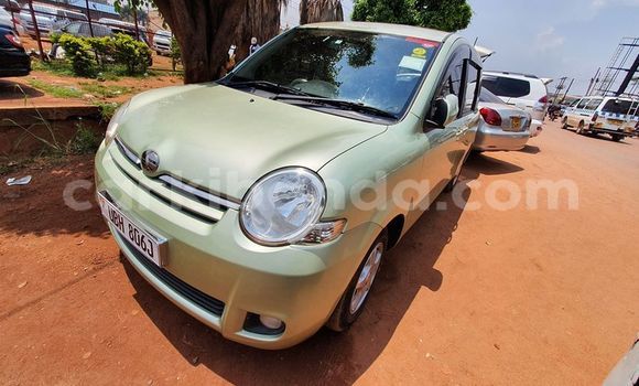 Nunua Ilio tumika Toyota Sienta Kijani Gari ndani ya Adjumani nchini Kaskazini Nunua Ilio tumika Toyota Sienta Kijani Gari ndani ya Adjumani nchini Kaskazini