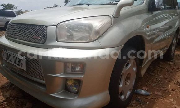 Nunua Ilio tumika Toyota RAV4 Fedha Gari ndani ya Adjumani nchini Kaskazini Nunua Ilio tumika Toyota RAV4 Fedha Gari ndani ya Adjumani nchini Kaskazini