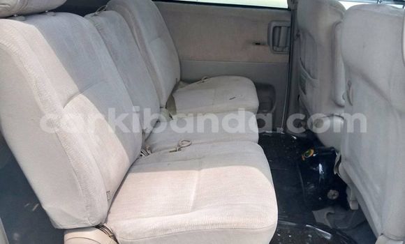 Nunua Ilio tumika Toyota Noah Nyeupe Gari ndani ya Adjumani nchini Kaskazini Nunua Ilio tumika Toyota Noah Nyeupe Gari ndani ya Adjumani nchini Kaskazini