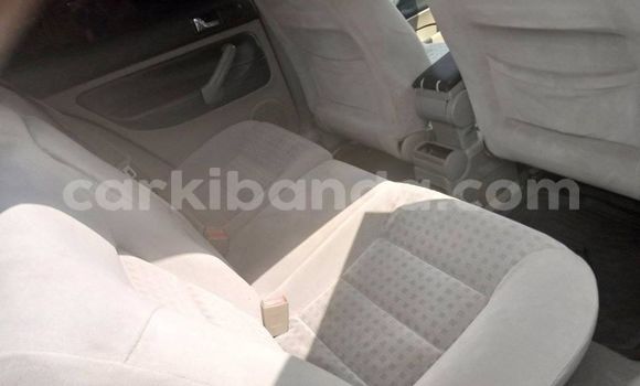 Nunua Ilio tumika Volkswagen Golf Nyeusi Gari ndani ya Adjumani nchini Kaskazini Nunua Ilio tumika Volkswagen Golf Nyeusi Gari ndani ya Adjumani nchini Kaskazini