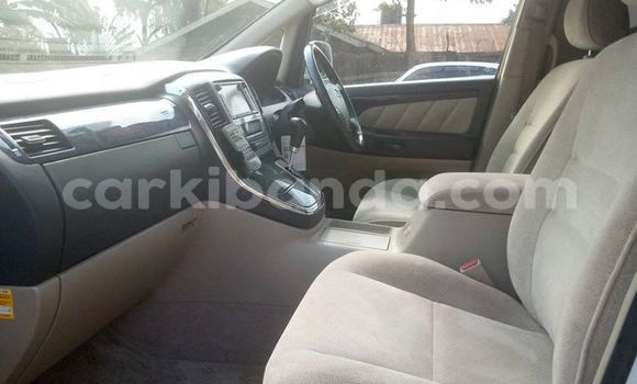 Nunua Ilio tumika Toyota Alphard Nyeupe Gari ndani ya Adjumani nchini Kaskazini Nunua Ilio tumika Toyota Alphard Nyeupe Gari ndani ya Adjumani nchini Kaskazini