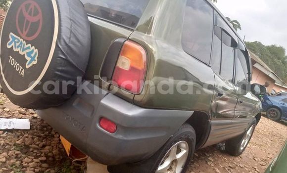 Nunua Ilio tumika Toyota RAV4 Kijani Gari ndani ya Adjumani nchini Kaskazini Nunua Ilio tumika Toyota RAV4 Kijani Gari ndani ya Adjumani nchini Kaskazini