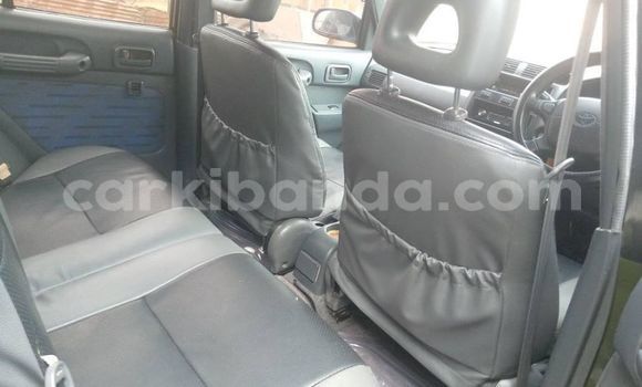 Nunua Ilio tumika Toyota RAV4 Kijani Gari ndani ya Adjumani nchini Kaskazini Nunua Ilio tumika Toyota RAV4 Kijani Gari ndani ya Adjumani nchini Kaskazini