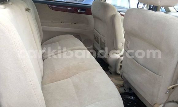 Nunua Ilio tumika Toyota Picnic Fedha Gari ndani ya Adjumani nchini Kaskazini Nunua Ilio tumika Toyota Picnic Fedha Gari ndani ya Adjumani nchini Kaskazini