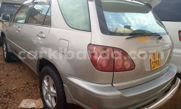 Nunua Ilio tumika Toyota Harrier Fedha Gari ndani ya Adjumani nchini Kaskazini Nunua Ilio tumika Toyota Harrier Fedha Gari ndani ya Adjumani nchini Kaskazini