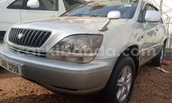 Nunua Ilio tumika Toyota Harrier Fedha Gari ndani ya Adjumani nchini Kaskazini Nunua Ilio tumika Toyota Harrier Fedha Gari ndani ya Adjumani nchini Kaskazini