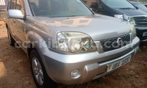 Nunua Ilio tumika Nissan X–Trail Fedha Gari ndani ya Adjumani nchini Kaskazini Nunua Ilio tumika Nissan X–Trail Fedha Gari ndani ya Adjumani nchini Kaskazini