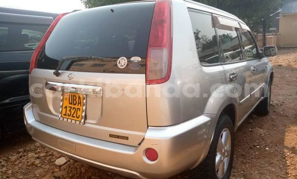 Nunua Ilio tumika Nissan X–Trail Fedha Gari ndani ya Adjumani nchini Kaskazini Nunua Ilio tumika Nissan X–Trail Fedha Gari ndani ya Adjumani nchini Kaskazini