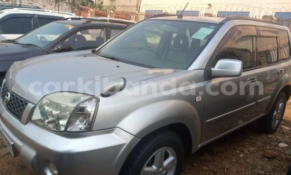Nunua Ilio tumika Nissan X–Trail Fedha Gari ndani ya Adjumani nchini Kaskazini Nunua Ilio tumika Nissan X–Trail Fedha Gari ndani ya Adjumani nchini Kaskazini