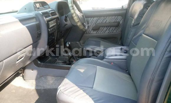 Nunua Ilio tumika Toyota Land Cruiser Kijani Gari ndani ya Adjumani nchini Kaskazini Nunua Ilio tumika Toyota Land Cruiser Kijani Gari ndani ya Adjumani nchini Kaskazini