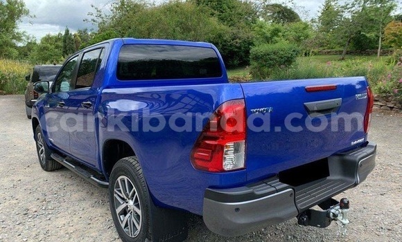 Acheter Occasion Voiture Toyota Hilux Bleu à Kampala, Ouganda Acheter Occasion Voiture Toyota Hilux Bleu à Kampala, Ouganda