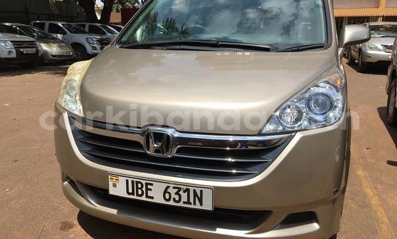 Gura Yakoze Honda Stepwgn Beige Imodoka i Adjumani mu Northern Gura Yakoze Honda Stepwgn Beige Imodoka i Adjumani mu Northern